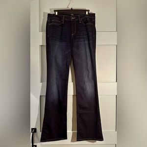 Joe’s Jeans. Size: 31. Style: curvy bootcut.